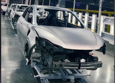 “倒贴式”招商一地鸡毛：哪吒汽车3年亏183亿背后