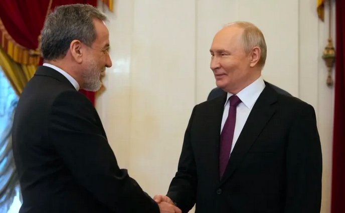 普京密会伊朗外长：“战略伙伴”在危机中如何共舞？